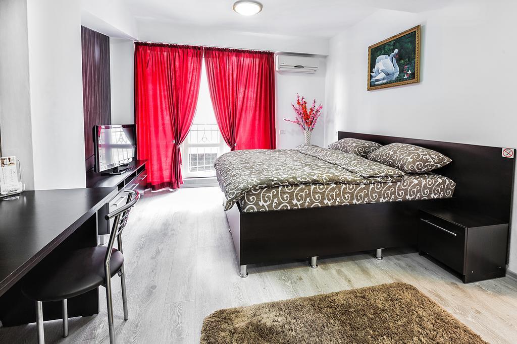 Homeservice Apartments On Stefan Cel Mare Boulevard Kischinau Zimmer foto